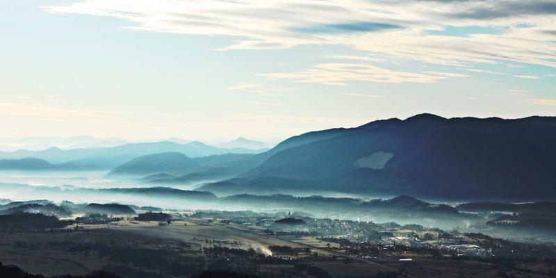 家居香氛系统打造指南：从无火香薰到智能扩香机的空间气味管理