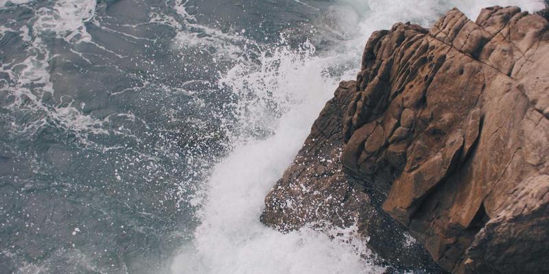 智能窗帘系统全解析:从电机选择到场景联动,打造您的智慧生活
